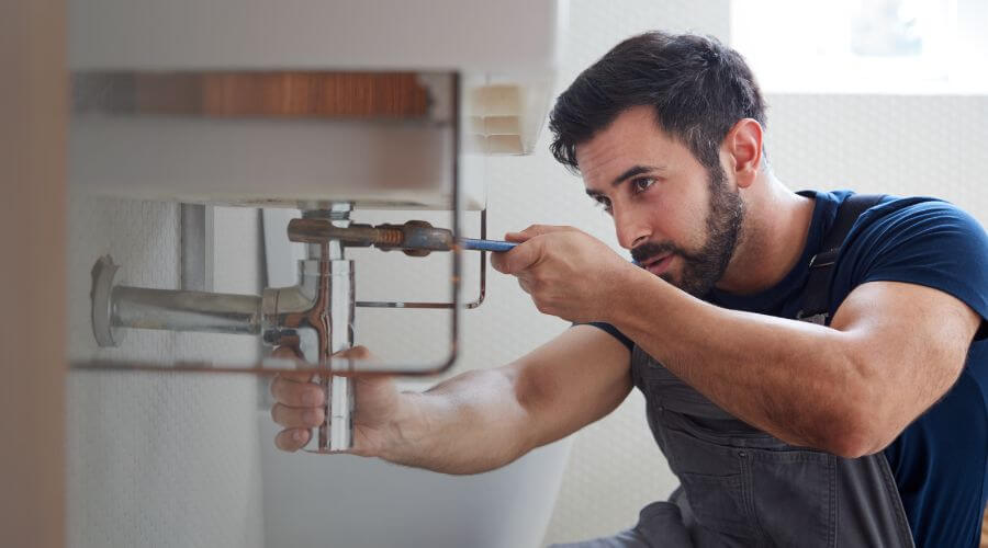 Sink faucet installation in Schneider, IN
